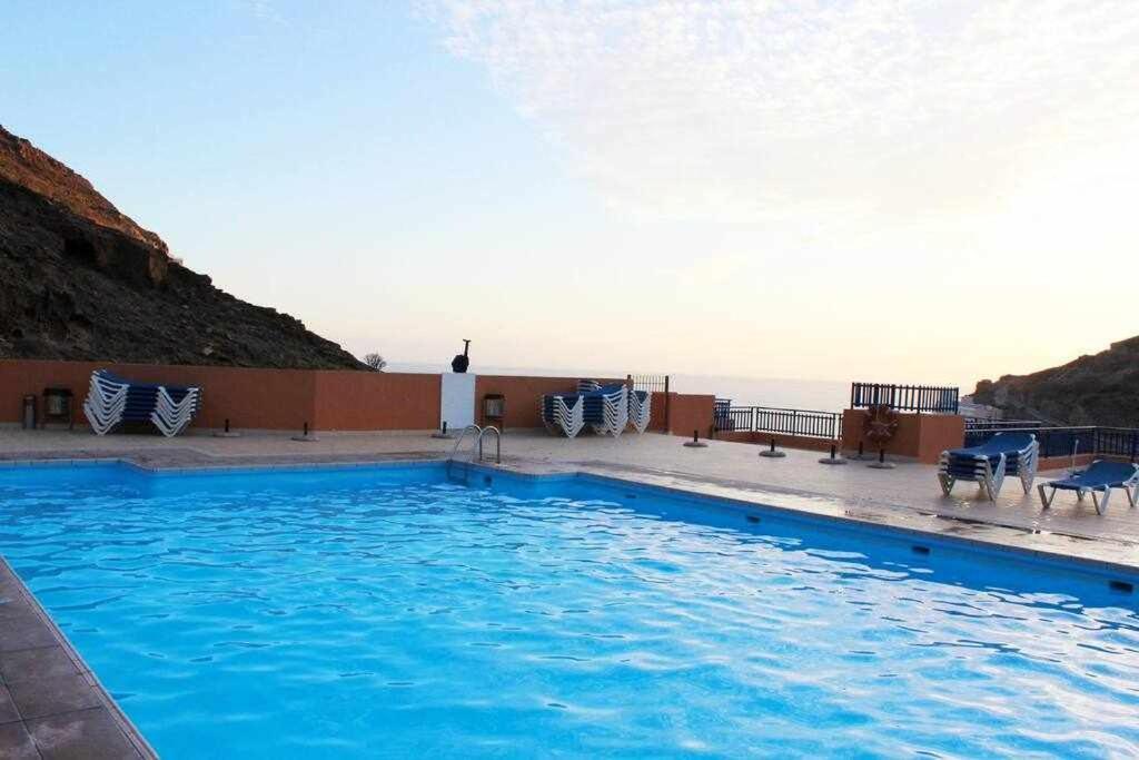 Apartamento Con Diseno Moderno Y Piscina Таурито Екстериор снимка